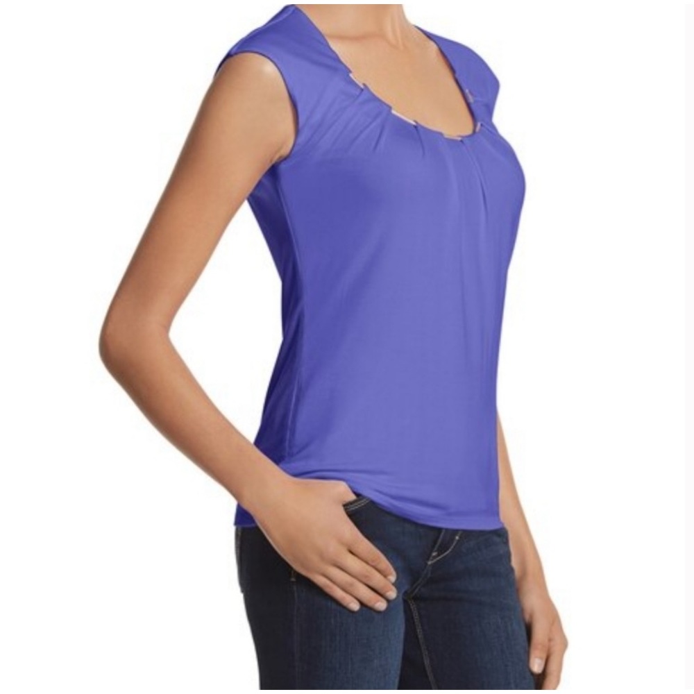 WHBM CHAIN ACCENT PLEAT NECK MARJORELLE TOP